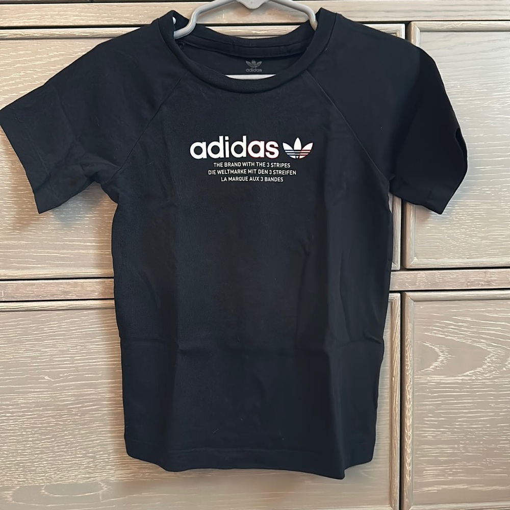 Adidas T-Shirt